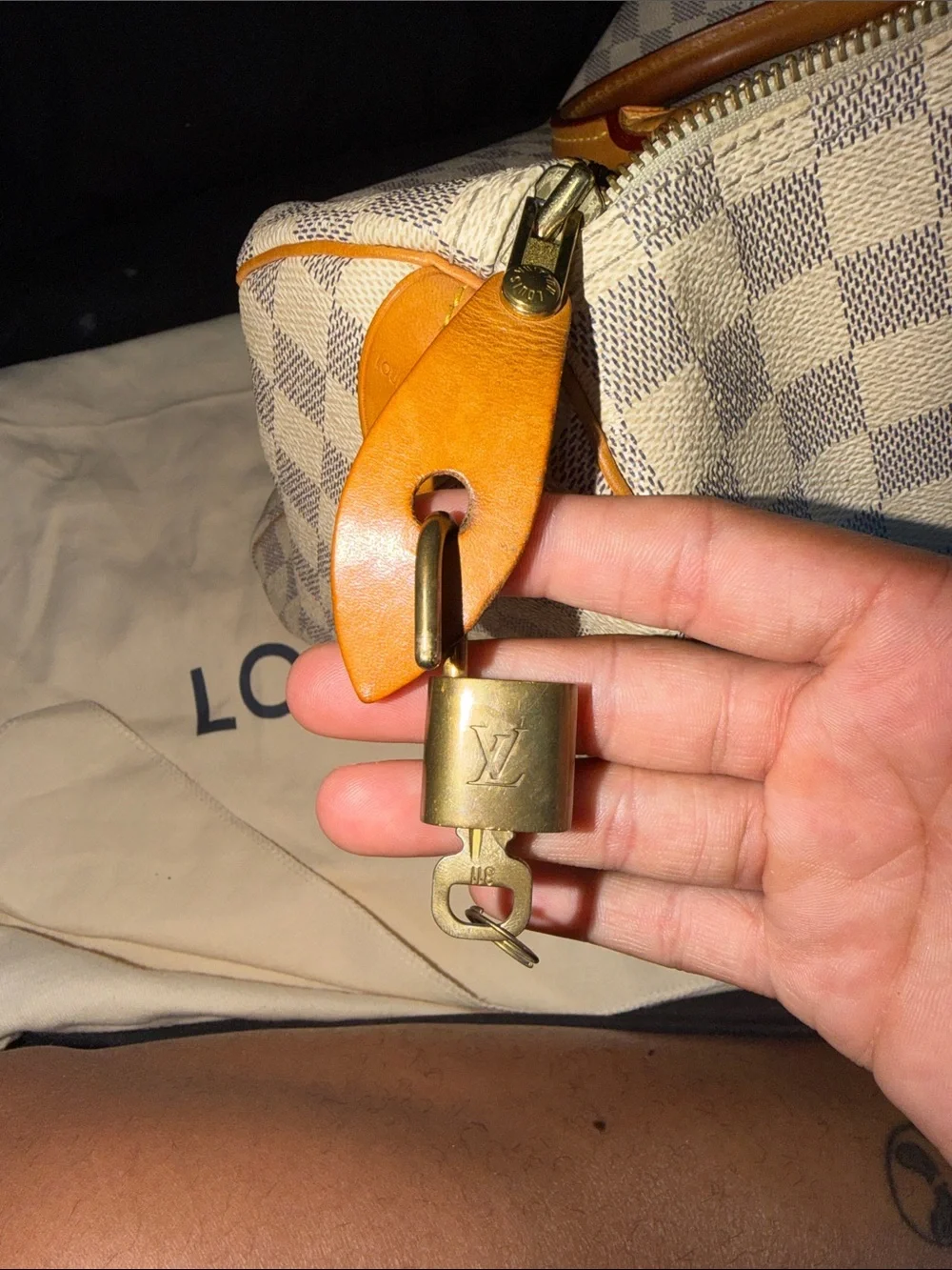 Louis Vuitton Damier Azur Speedy Handbag - Light Blue & White with Vachetta